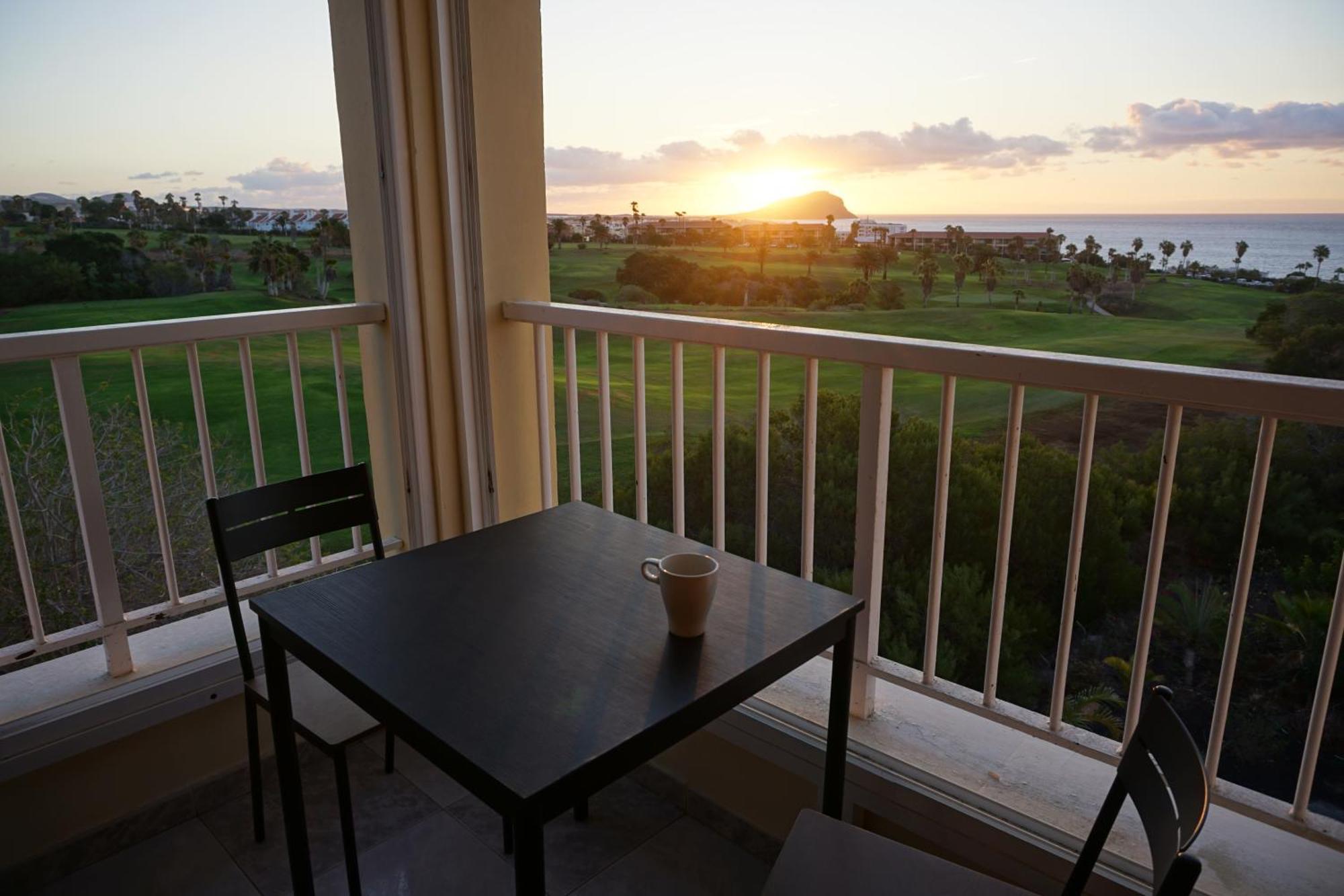 Golf Del Sur Apartment - Magnificent Panorama Of The Ocean, El Teide, And Montana Roja サンミゲル・デ・アボナ エクステリア 写真